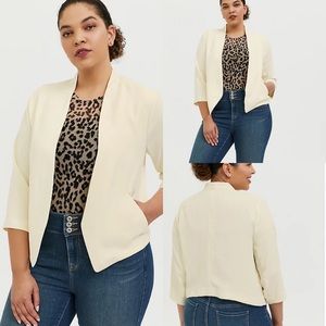 CREAM CREPE CUTAWAY BLAZER